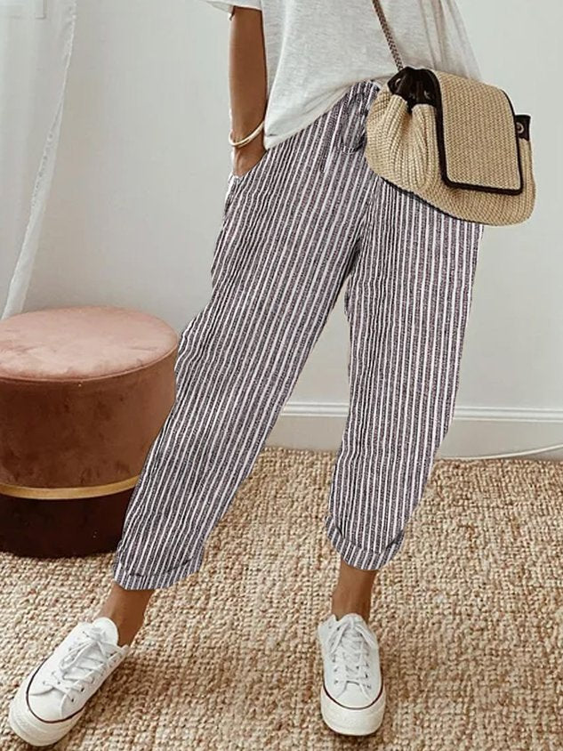 skirts : Sofie – Pantalon Décontracté en Lin à Cordon et Chevilles Ajustées in Gris (rayé) van Seroa