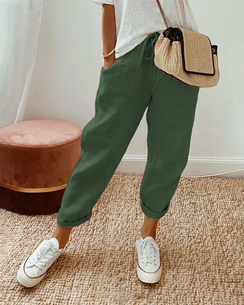 skirts : Sofie – Pantalon Décontracté en Lin à Cordon et Chevilles Ajustées in Vert van Seroa