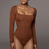 top blouses : Maya – Body élégant sans coutures à manches longues et encolure carrée in Marron van Seroa