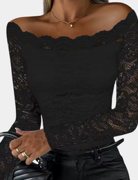 Elegante schulterfreie Spitzenbluse mit langen Ärmeln