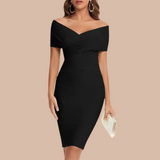 dresses : Elena – Robe de Cocktail Élégante Épaules Dénudées avec Coupe Ajustée in Noir van Seroa