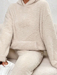 Praktisches und elegantes zweiteiliges Damen-Set