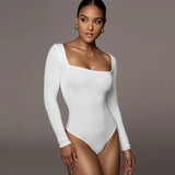 top blouses : Maya – Body élégant sans coutures à manches longues et encolure carrée in Blanc van Seroa