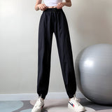 other : Amanda | Pantalon de Sport Élastique Femme in Noir van Seroa