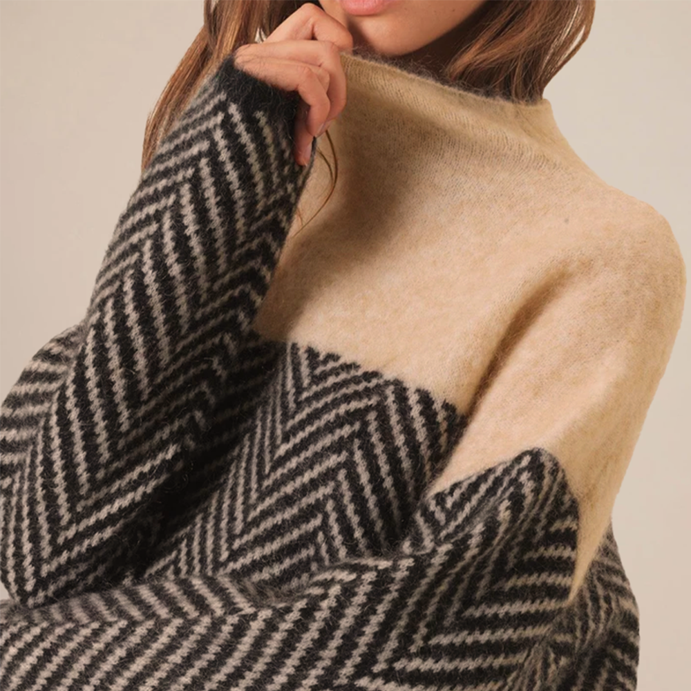 Pull Femme Doux à Col Roulé Élégant 0