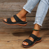 sandals : Alyssons – Sandales confort à enfiler avec soutien de voûte plantaire doux in Noir van Seroa