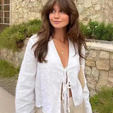top blouses : Blouse Chique en Lin Vert à Manches Longues et Col V in van Seroa