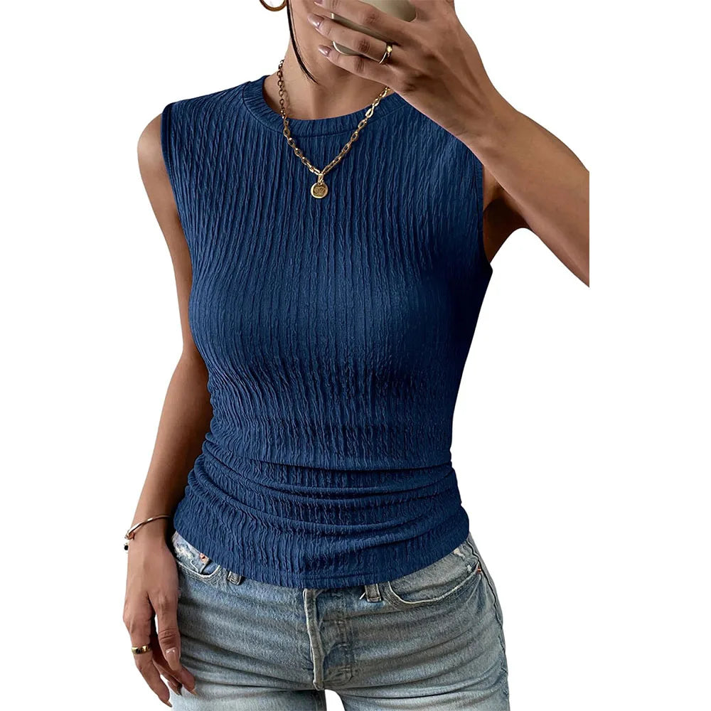 top blouses : Freya – Haut Élégant Sans Manches À Coupe Ajustée Et Texture Subtile in Bleu marine van Seroa