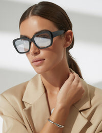 Lunettes de soleil carrées tendance Femme