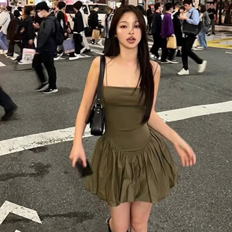 dresses : Elisa - Robe Mini Élégante Sans Manches avec Bretelles Fines in van Seroa