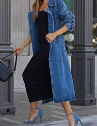 Eng geschnittener Damenjeanstrenchcoat Herbstkollektion