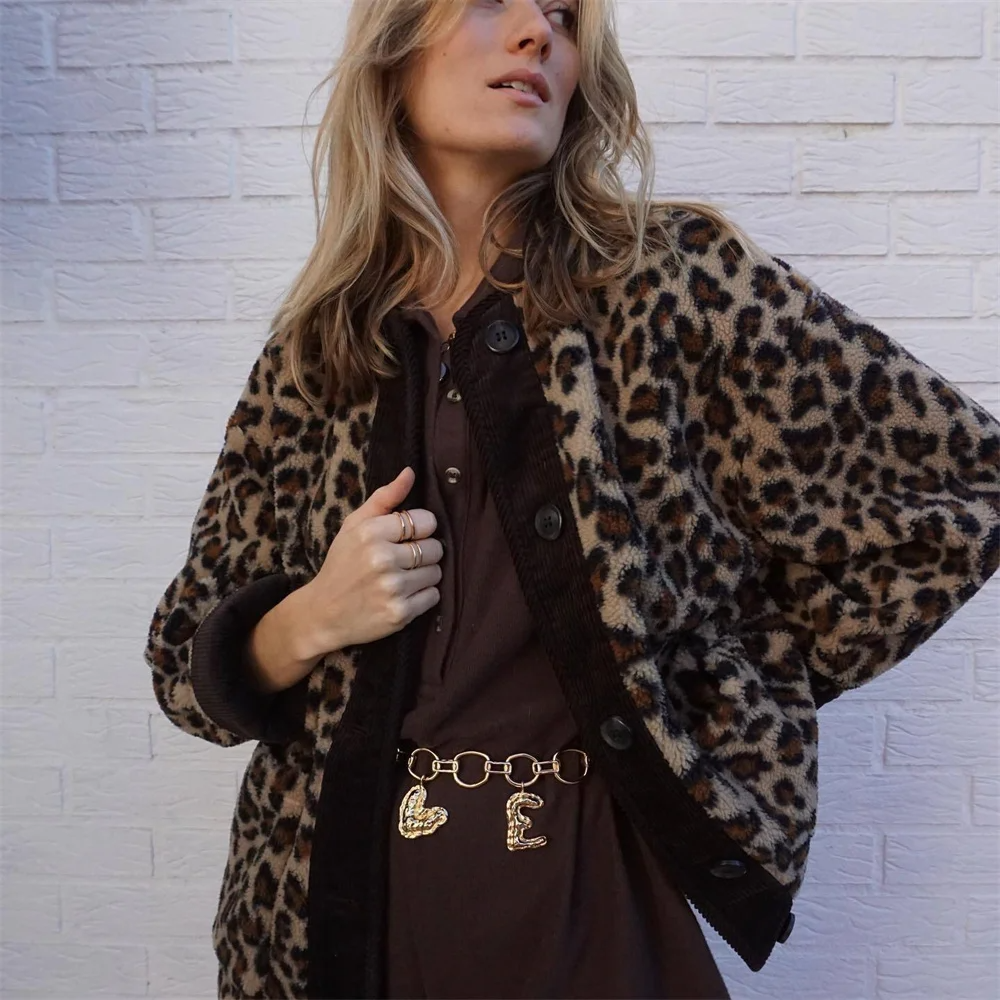 other : Amelia – Veste Chic Oversize en Fausse Fourrure à Imprimé Léopard in van Seroa