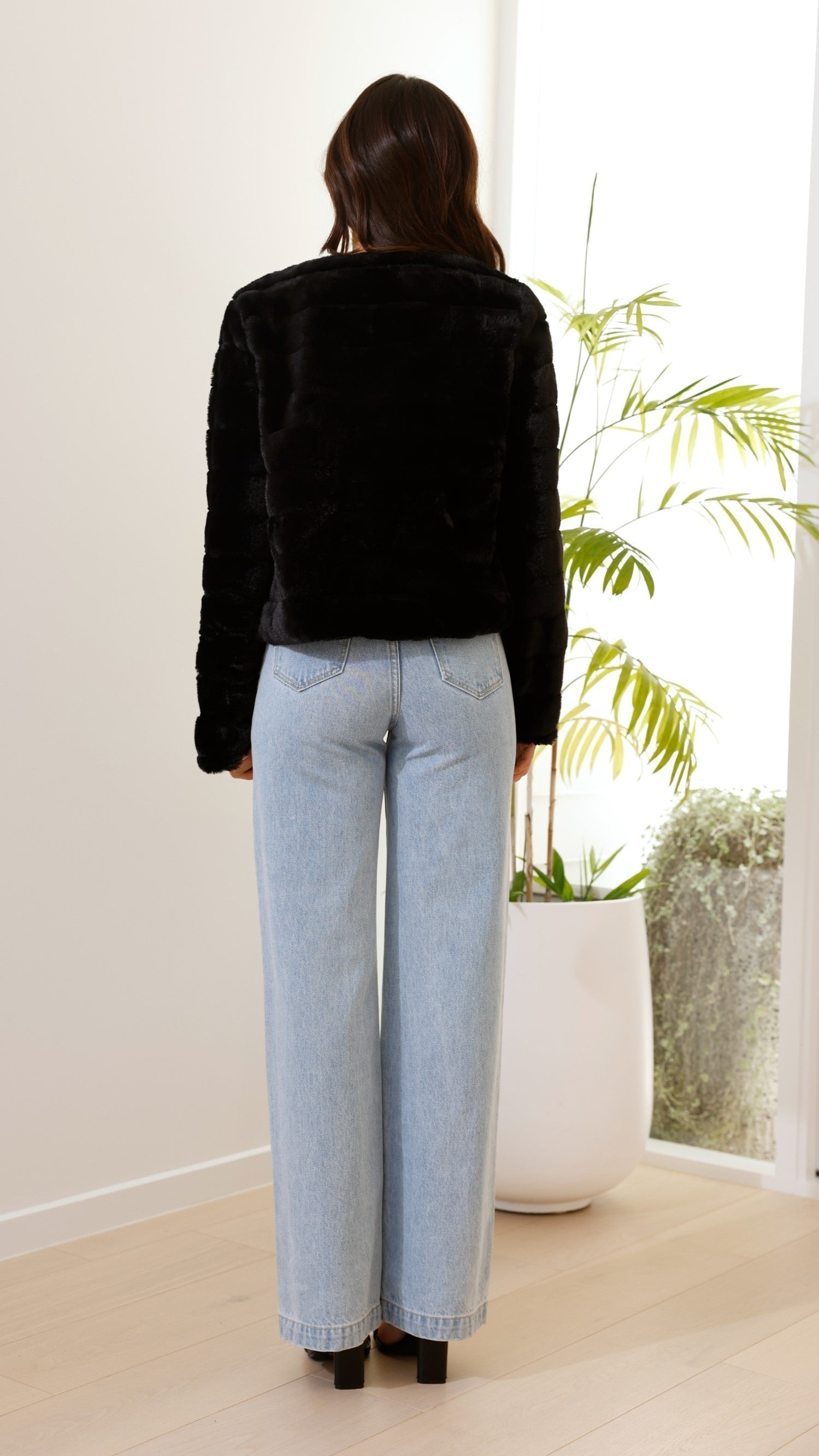 Veste Femme Élégante Courte Tendance 7