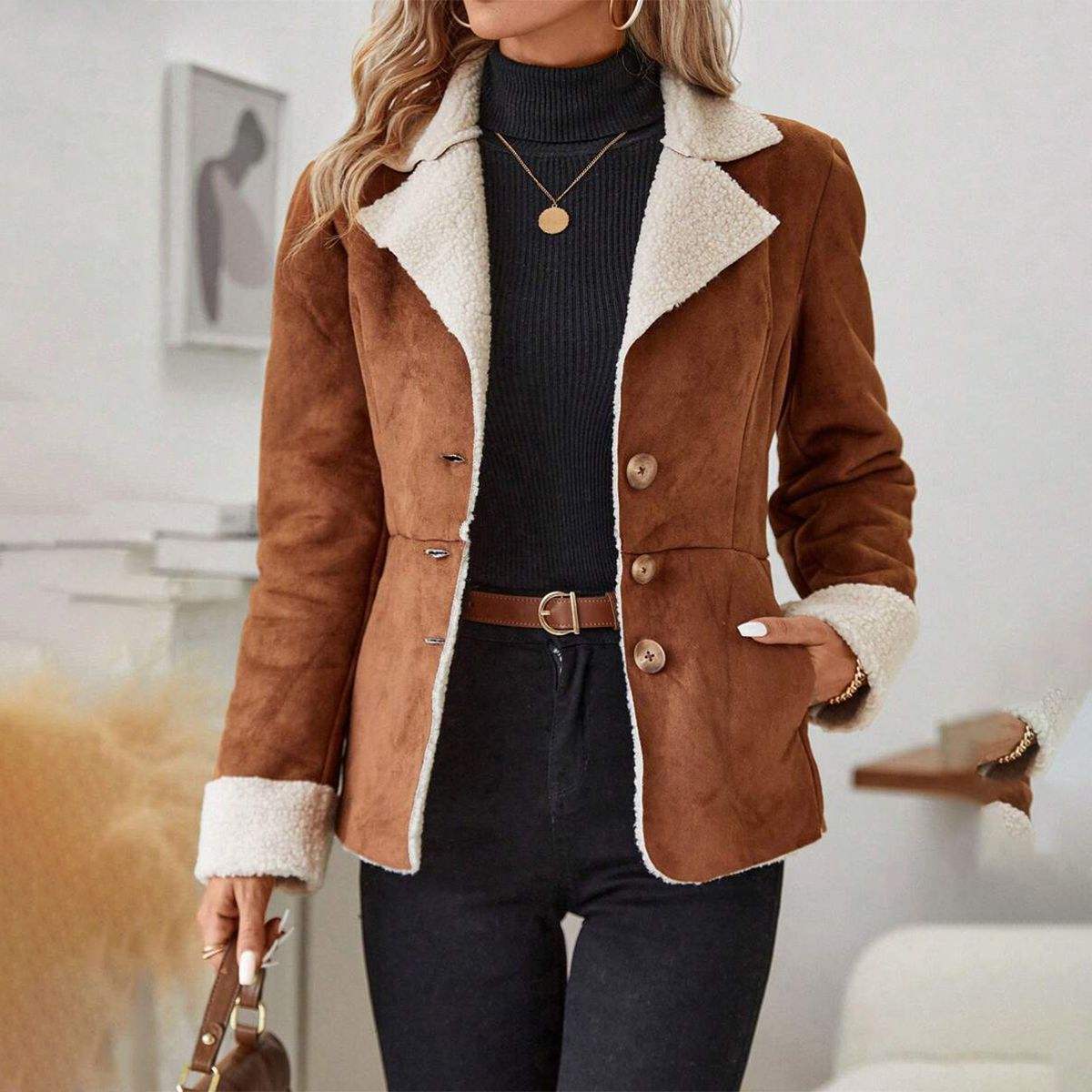 Veste Femme Marron Isolante et Pratique 0