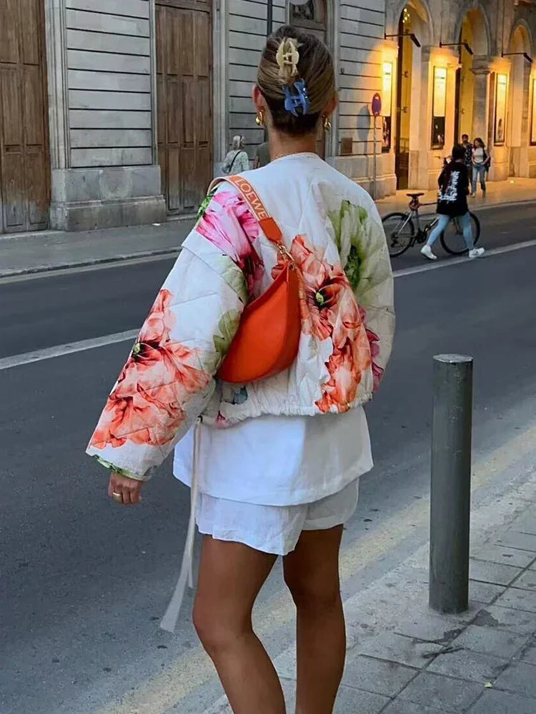 Veste Femme Matelassée Fleurie Élégante 1