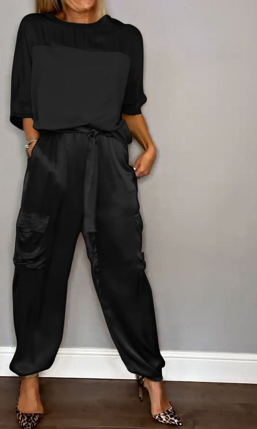 other : Esther | Ensemble Tailleur Femme en Satin in Noir van Seroa