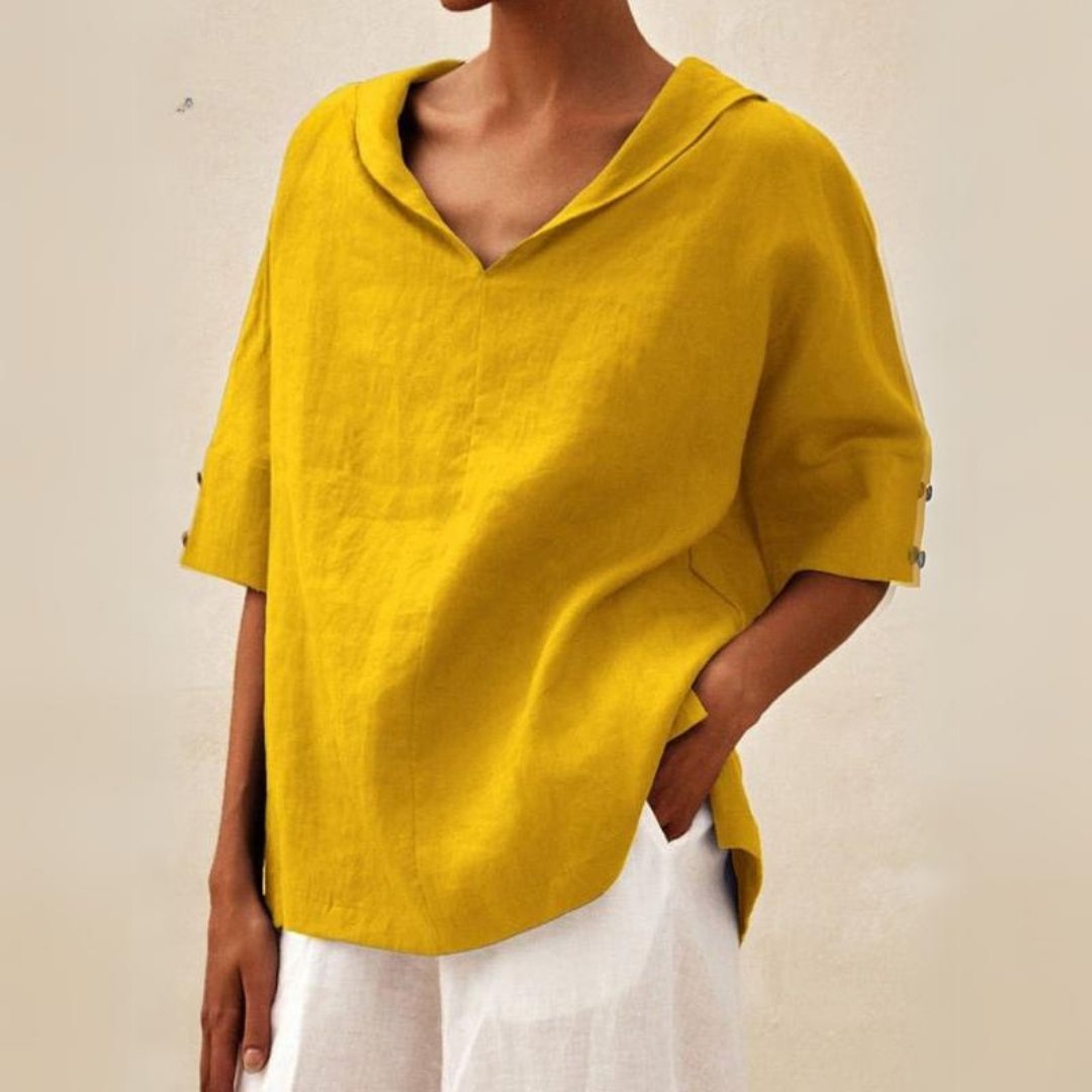 top blouses : Mira – Haut Élégant en Lin à Col en V et Coupe Ample Décontractée in Jaune van Seroa