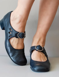 Damen Vintage Schuhe mit kleinem Absatz und bequemer Schnalle