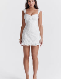 Kurzes Sommerkleid mit Volants und Spitzenbesatz für Damen