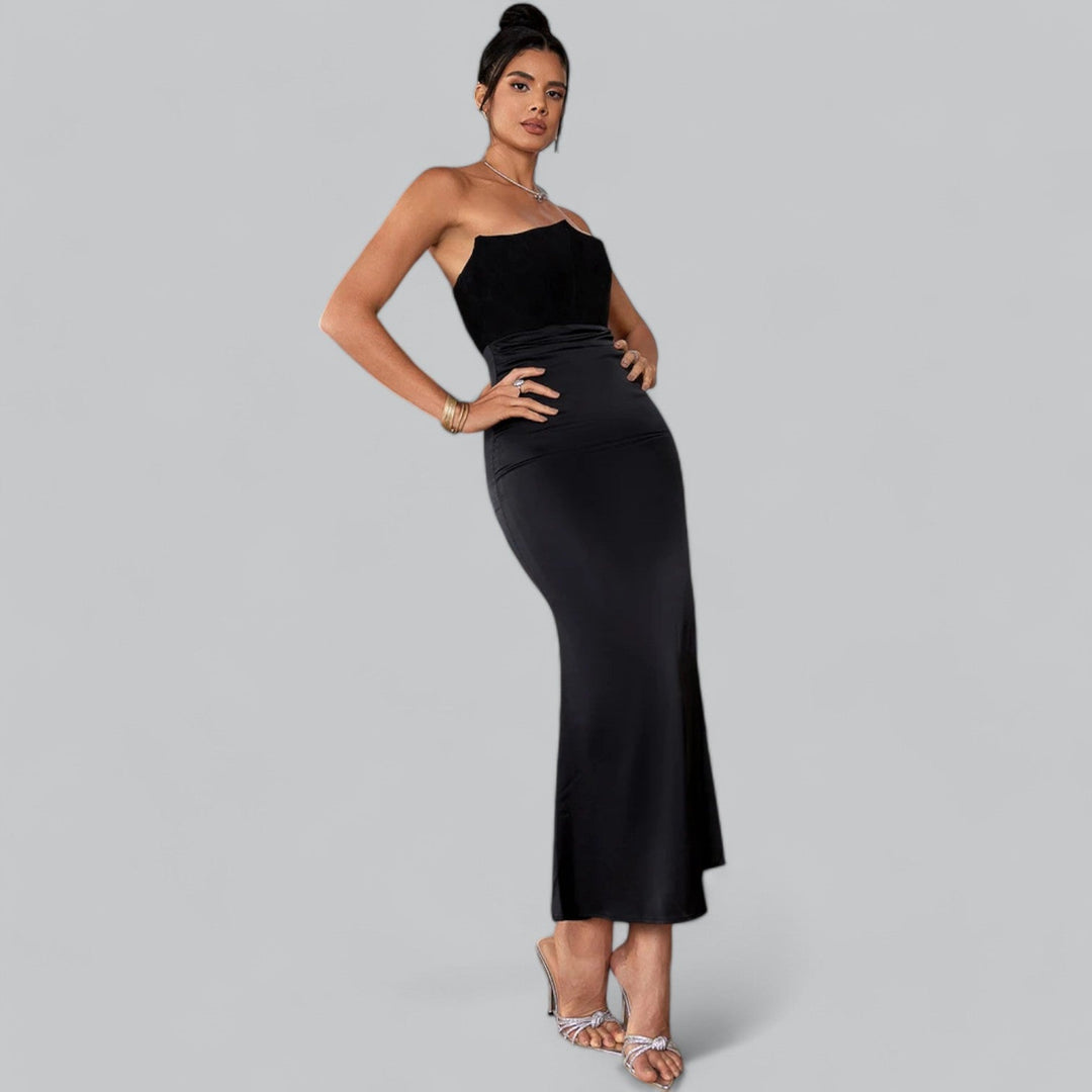 dresses : Elena - Robe corset en satin élégante sans bretelles avec détails drapés in van Seroa