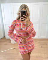 dresses : Anika – Ensemble deux pièces à motifs fait main au crochet in Rose van Seroa