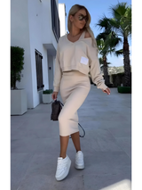 dresses : Aisa | Ensemble Femme Robe Sans Manches et Pull Confortable in Beige van Seroa