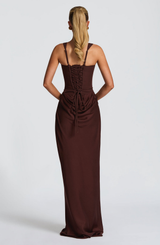 Maxikleid mit Sanduhr-Silhouette, müheloser Stil