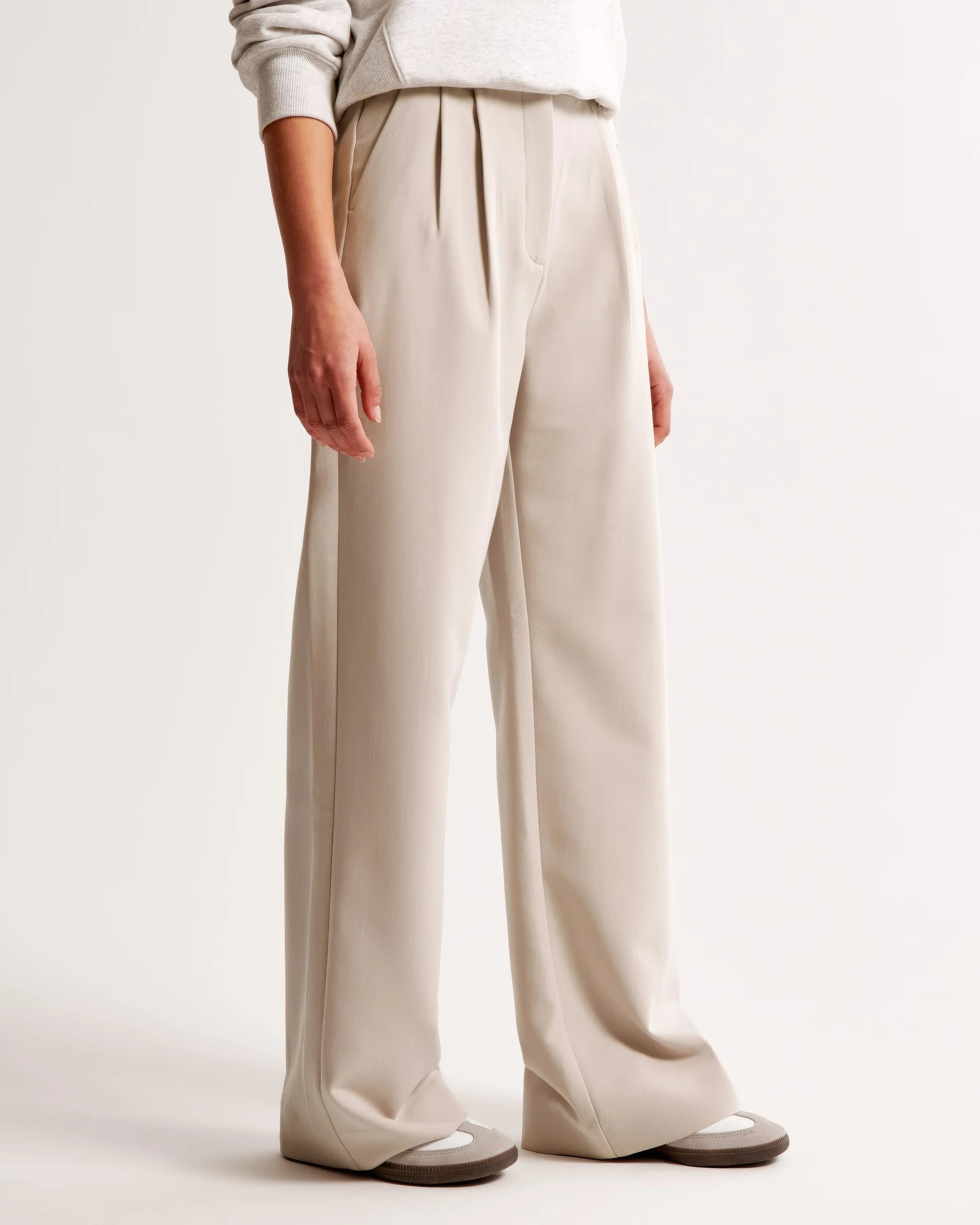 skirts : Lena - Pantalon Élegant Taille Haute à Jambe Large et Coupe Tailleur in van Seroa