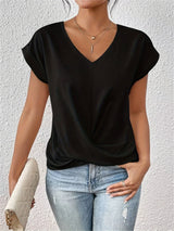 top blouses : Olivia - Blouse Décontractée à Col V avec Manches Courtes et Drapé in Noir van Seroa