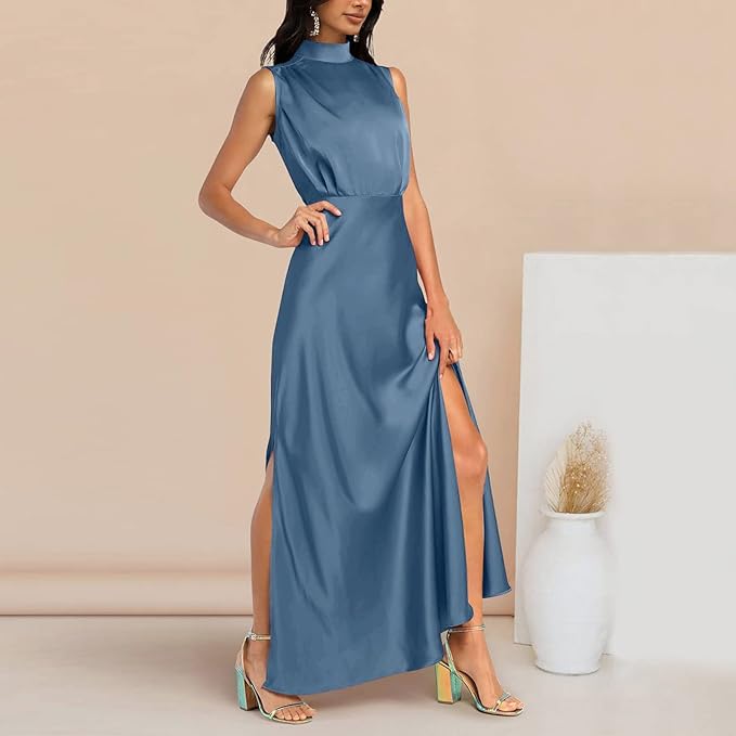 dresses : Ivy - Robe Maxi Élégante en Satin à Col Haut avec Fente in van Seroa