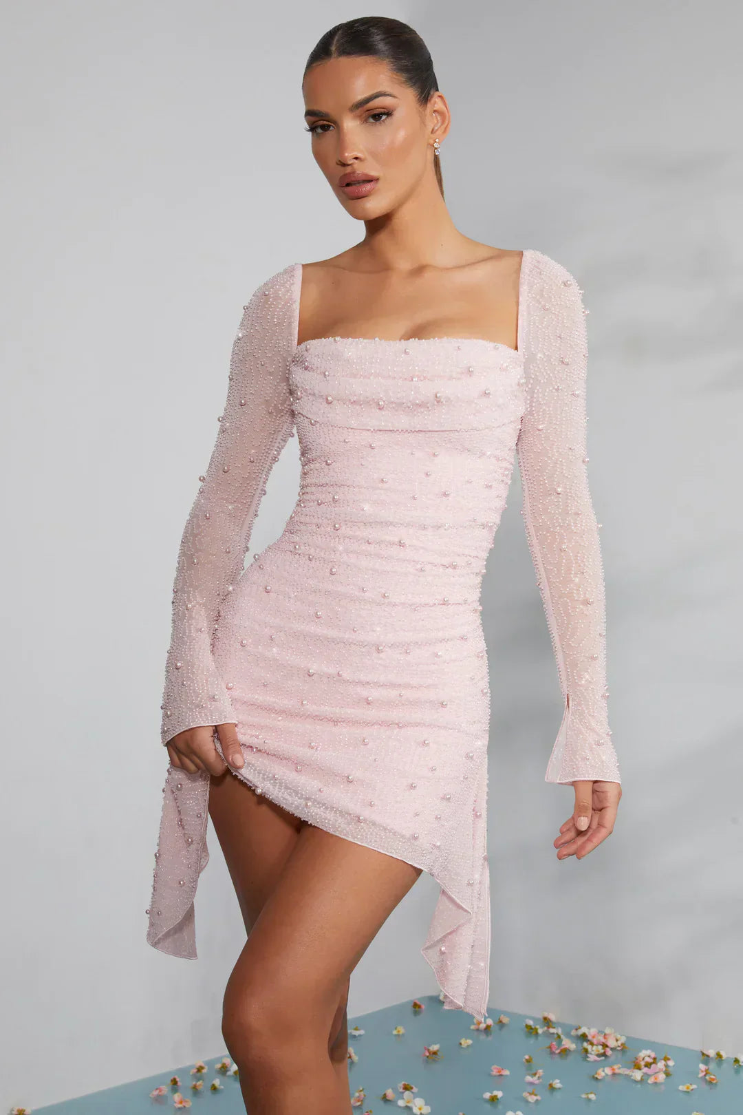 dresses : Alina – Robe de soirée moulante élégante avec manches en tulle perlé in van Seroa
