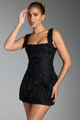 dresses : Elena – Robe courte moulante avec appliqué rose 3D sculpté in van Seroa