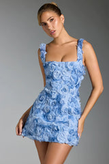 dresses : Elena – Robe courte moulante avec appliqué rose 3D sculpté in van Seroa
