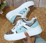 other : Sofie | Baskets Femme Respirantes Colorées in Lion turquoise van Seroa