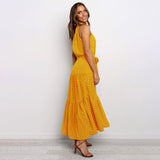 dresses : Maria – Élégante robe midi à pois avec volants in van Seroa