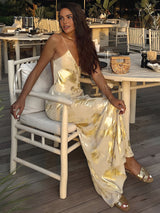 dresses : Isaline – Élégante Robe Nuisette En Satin Avec Brillance Florale Abstraite in van Seroa