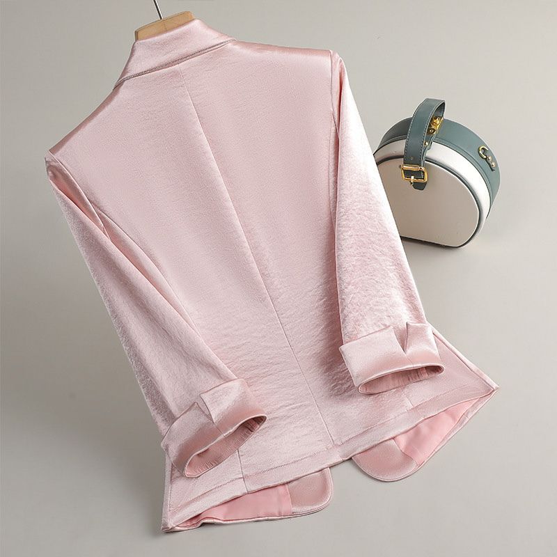 Blazer Élégant en Satin pour Femme 3