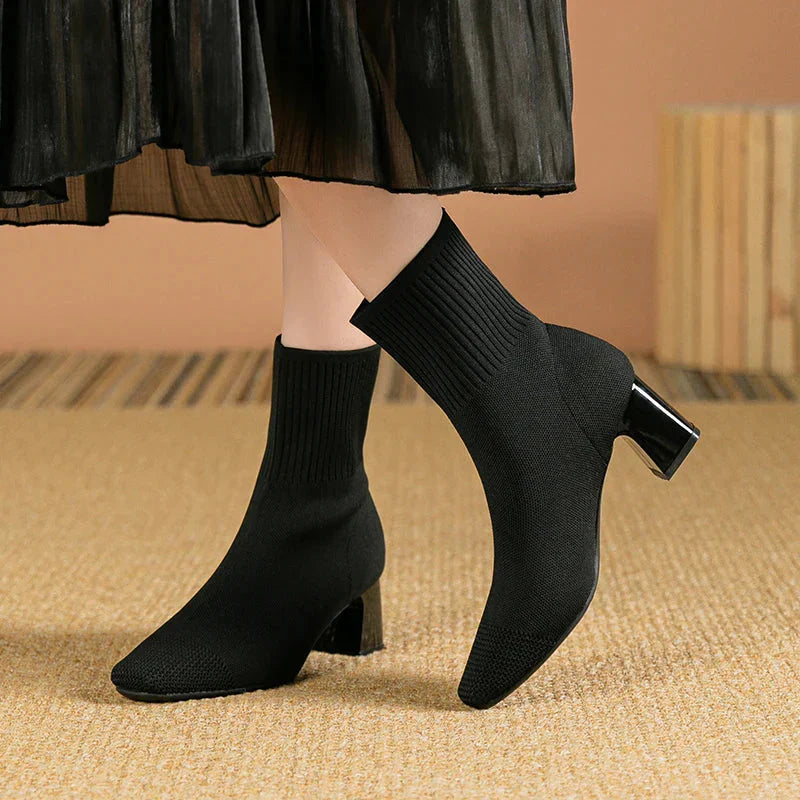 Bottines Élégantes Noires Femme à Talons 2