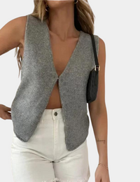 Ärmelloses Strick-Top, figurbetont geschnitten mit Schlitz-Design Damen
