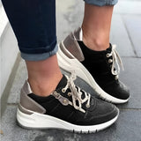 other : Ava | Baskets Femme Confortables in Noir van Seroa