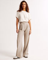 skirts : Camille | Pantalon Fluide Femme à Jambes Larges en Tissu Doux in Beige van Seroa