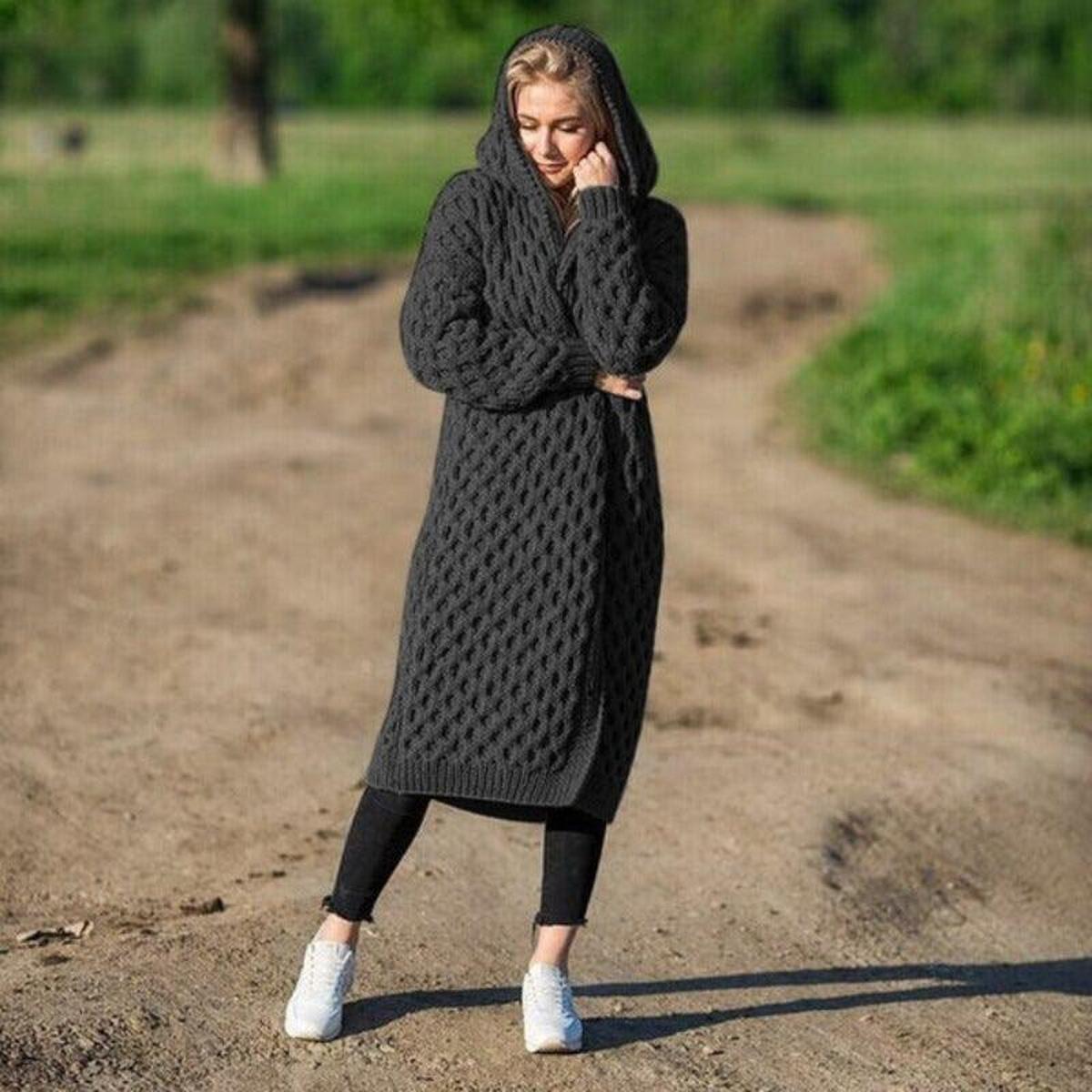Cardigan Femme Élégant à Capuche 4