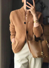 Cardigan Femme Élégant et Confortable 3