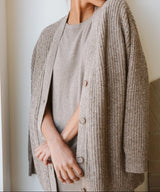 Cardigan Femme Élégant et Confortable 4