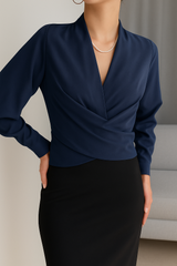 top blouses : Victoria | Blouse Blanche Femme en Satin in Bleu marine van Seroa