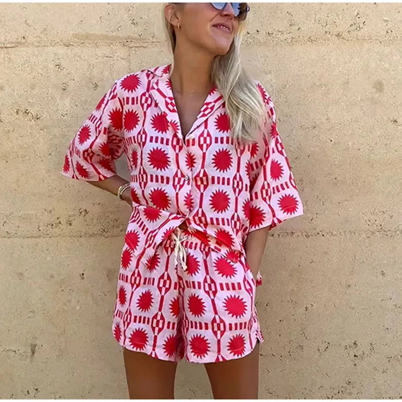 other : Lena - Ensemble Estival 2 Pièces avec Imprimé Vibrant et Boutons in Rose van Seroa