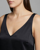 Débardeur Noir Femme Élégant Minimaliste 4