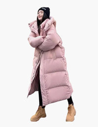 Lange gesteppte Damen-Daunenjacke mit Kapuze