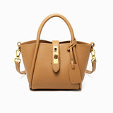 bags : Clara Sac à Main Femme en Cuir Élégant et Pratique in Marron van Seroa