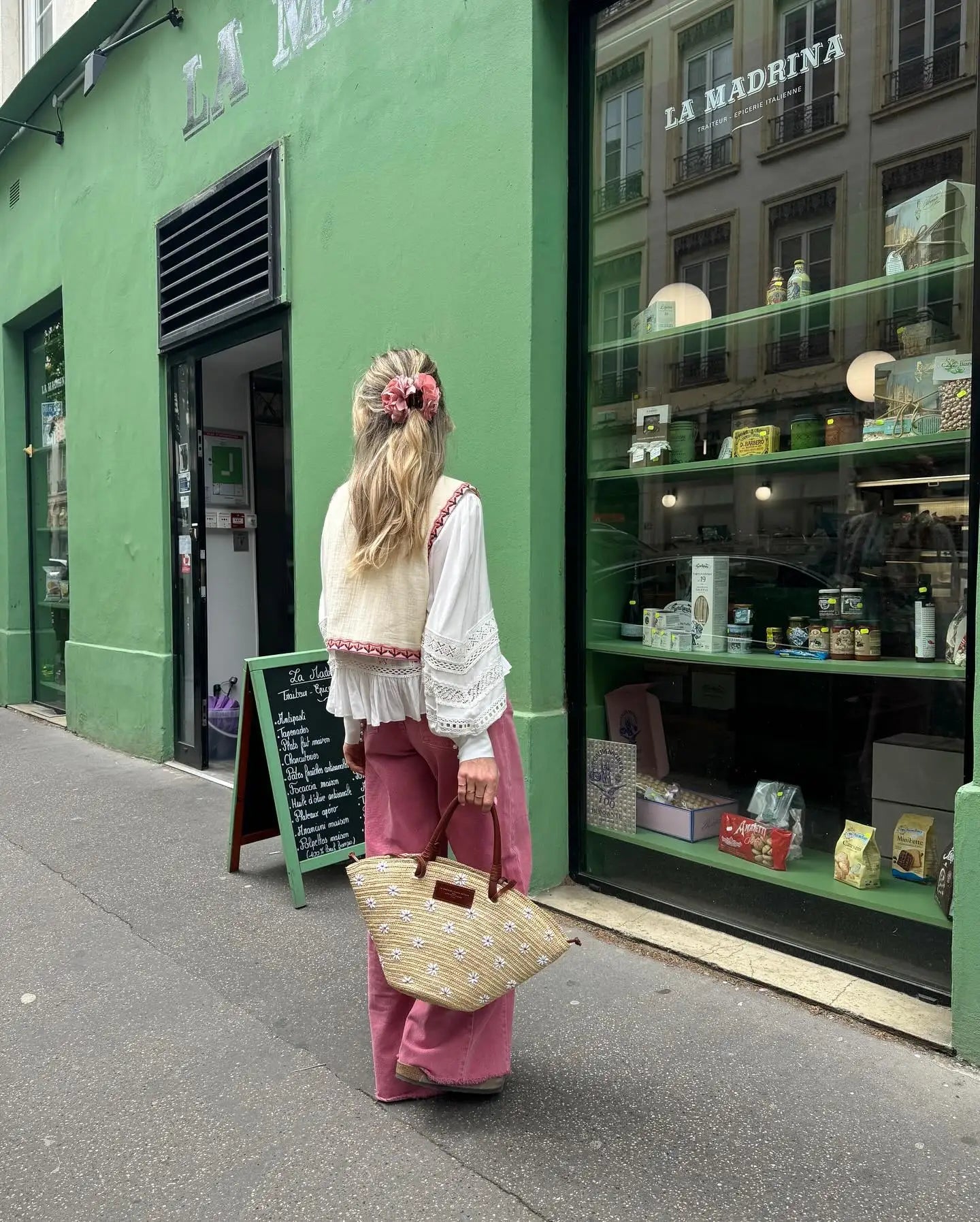 Gilet Floral Élégant pour Femme 2